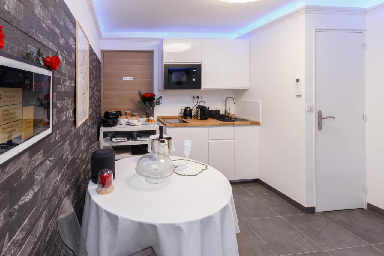 Casa Amor & Spa, Appartement Suite Jacuzzi & Piscine Chauffee Montfort-sur-Argens Buitenkant foto