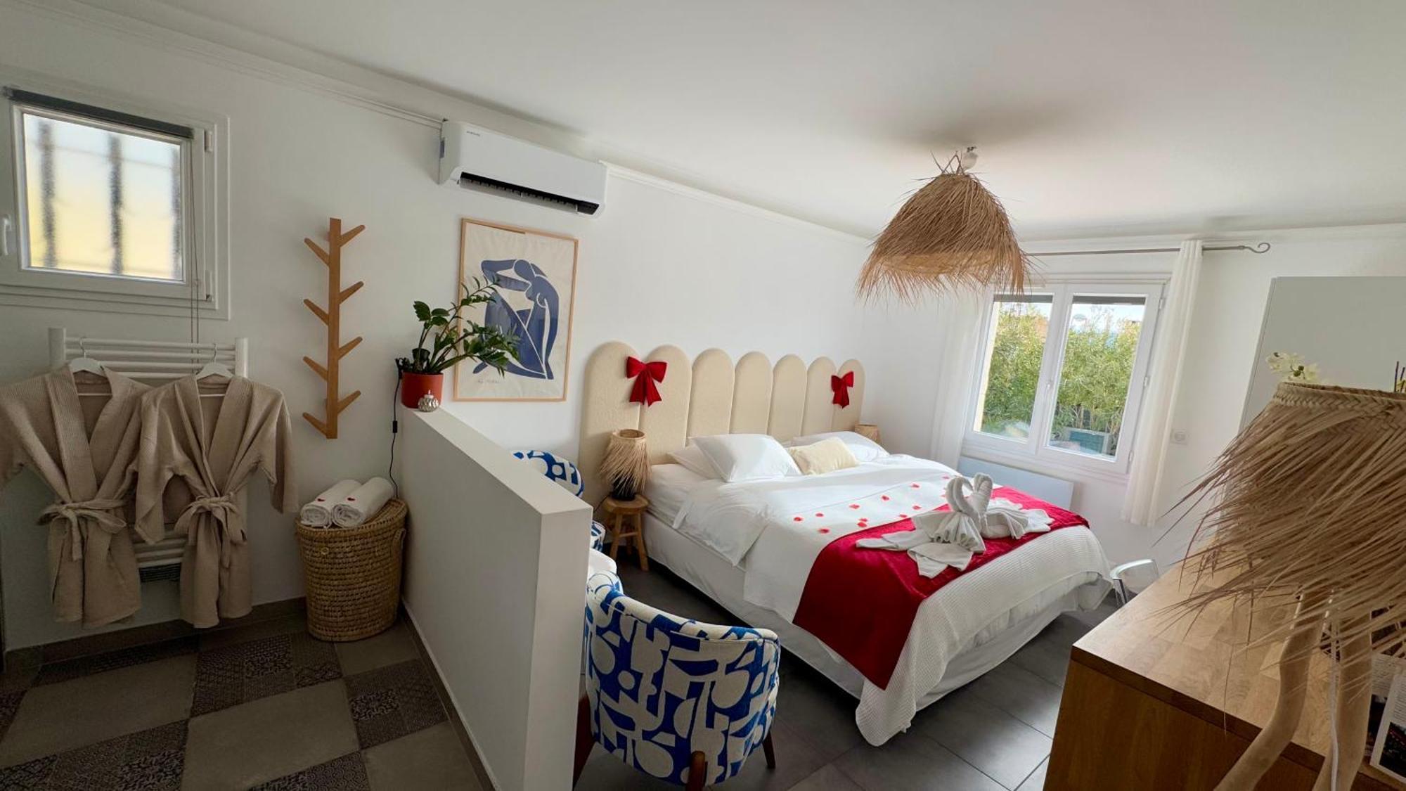 Casa Amor & Spa, Appartement Suite Jacuzzi & Piscine Chauffee Montfort-sur-Argens Buitenkant foto