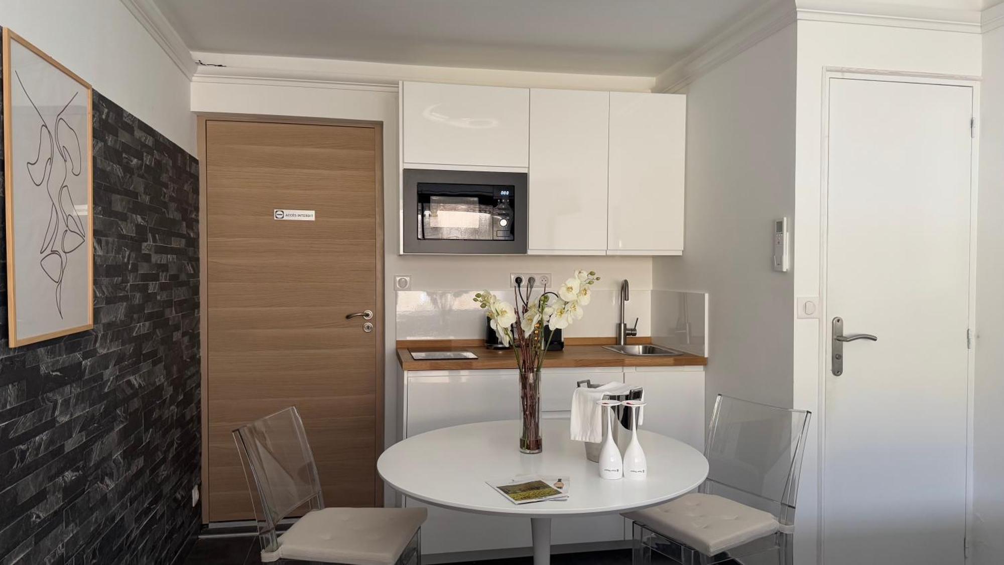 Casa Amor & Spa, Appartement Suite Jacuzzi & Piscine Chauffee Montfort-sur-Argens Buitenkant foto